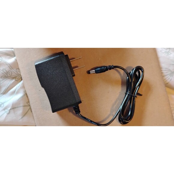 Makita Rechargeable 388vf Max Lithium Battery and Charger Compatible 18V B Ser - Picture 6 of 7